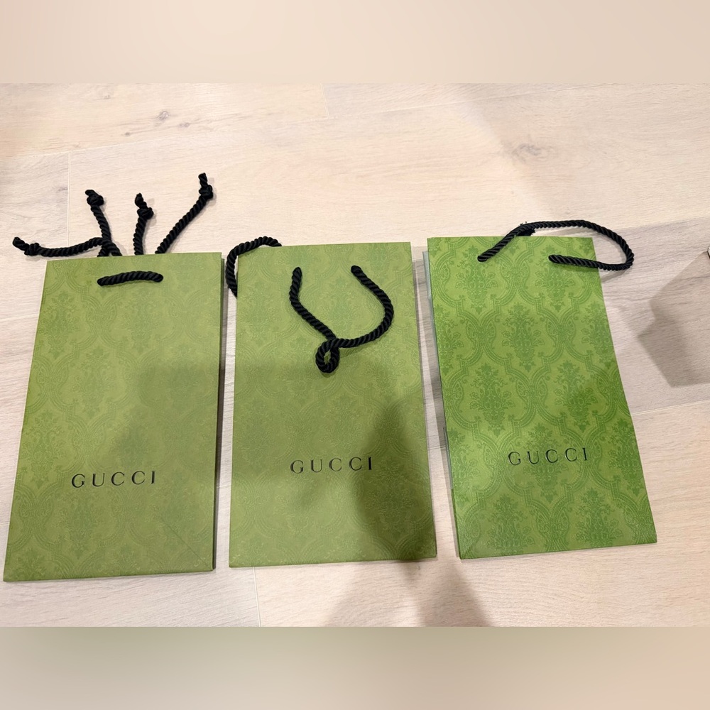 Gucci Green Paper Shopping Bags
